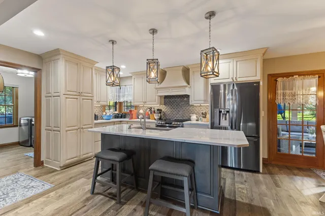 $525,000 | 209 River Drive, Bloomfield, IN 47424