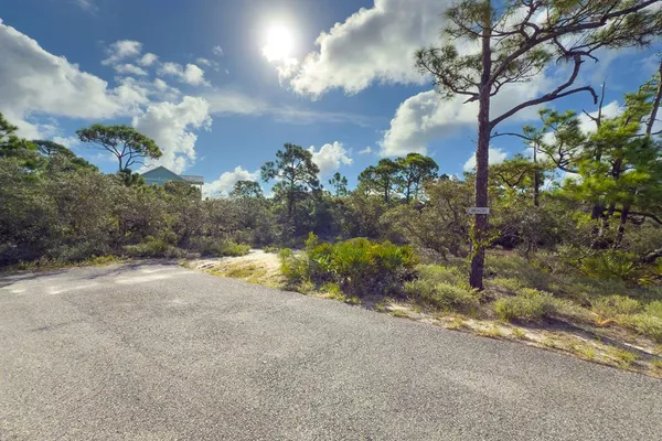 $169,000 | 2012 Pelican Court East, St. George Island, FL 32328
