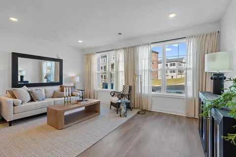 $329,900 | 482 Portsdale Drive, Unit 6, Brentwood, TN 37027