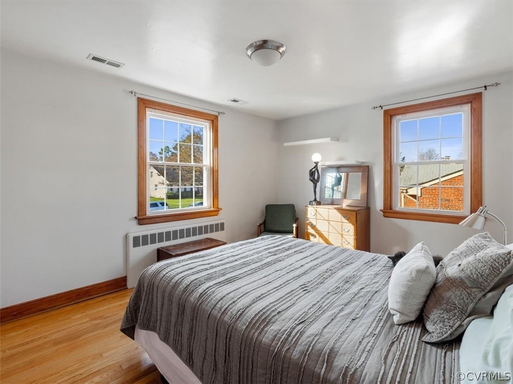 1600 Wentbridge Road Richmond, VA 23227 - Photo 21 of 31 Bright and cheery front guest bedroom