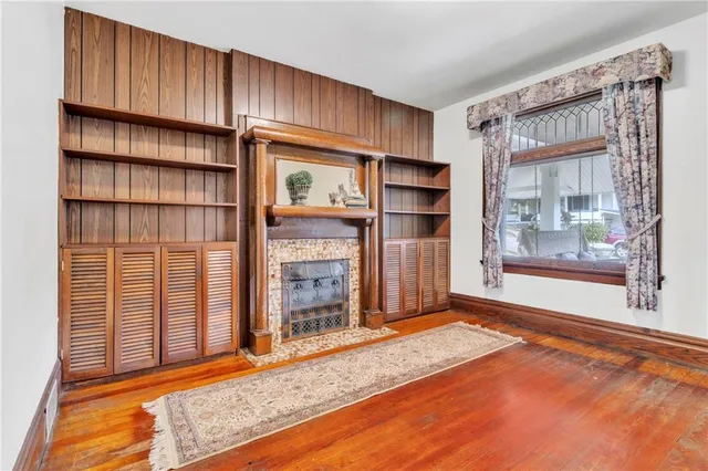 $359,900 | 313 Wahl Avenue, Evans City, PA 16033