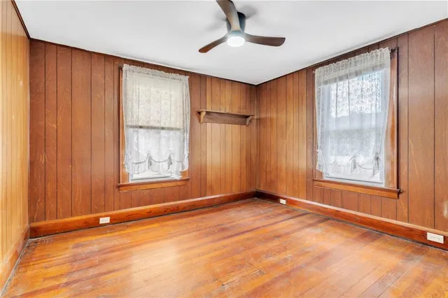 $359,900 | 313 Wahl Avenue, Evans City, PA 16033