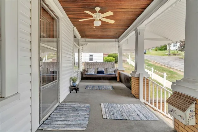 $359,900 | 313 Wahl Avenue, Evans City, PA 16033