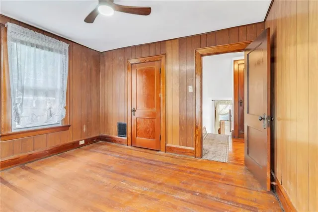 $359,900 | 313 Wahl Avenue, Evans City, PA 16033