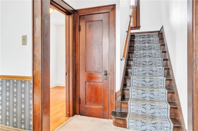 $359,900 | 313 Wahl Avenue, Evans City, PA 16033