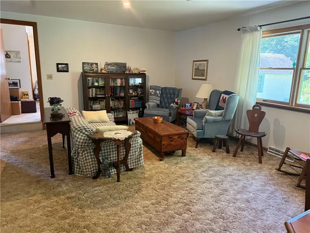 $359,900 | 313 Wahl Avenue, Evans City, PA 16033