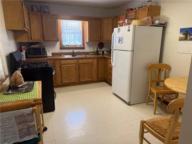 $359,900 | 313 Wahl Avenue, Evans City, PA 16033