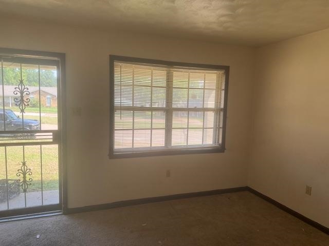 3437 Ridgemont Avenue Memphis, TN 38128 - Photo 3 of 16 View of empty room