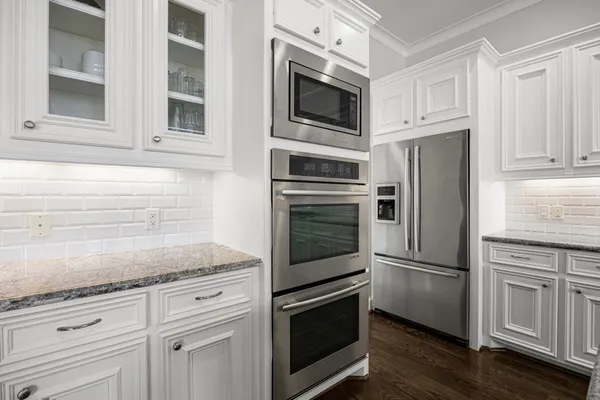 $1,389,000 | 5119 Locust Street, Bellaire, TX 77401