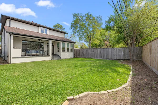 $1,389,000 | 5119 Locust Street, Bellaire, TX 77401