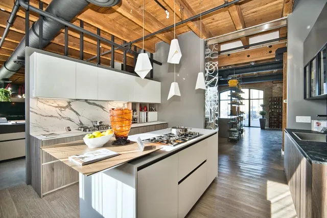 $7,900,000 | 833 West Chicago Avenue, Chicago, IL 60642