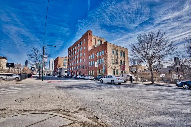 $7,900,000 | 833 West Chicago Avenue, Chicago, IL 60642