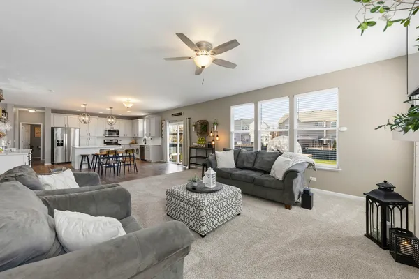 $529,900 | 2328 Thunder Gulch Road, Montgomery, IL 60538
