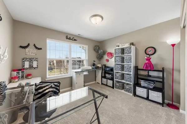 $529,900 | 2328 Thunder Gulch Road, Montgomery, IL 60538