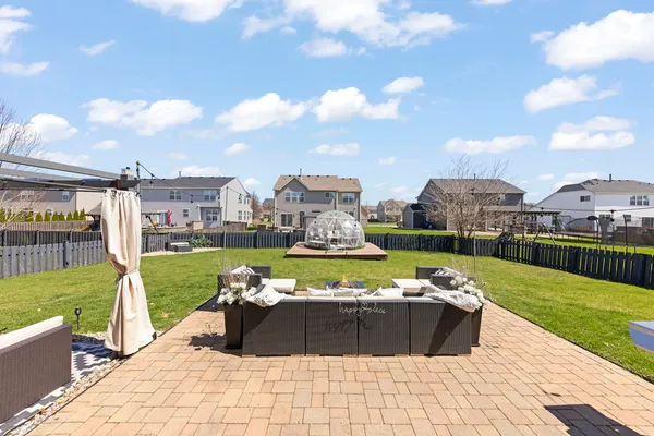 $529,900 | 2328 Thunder Gulch Road, Montgomery, IL 60538