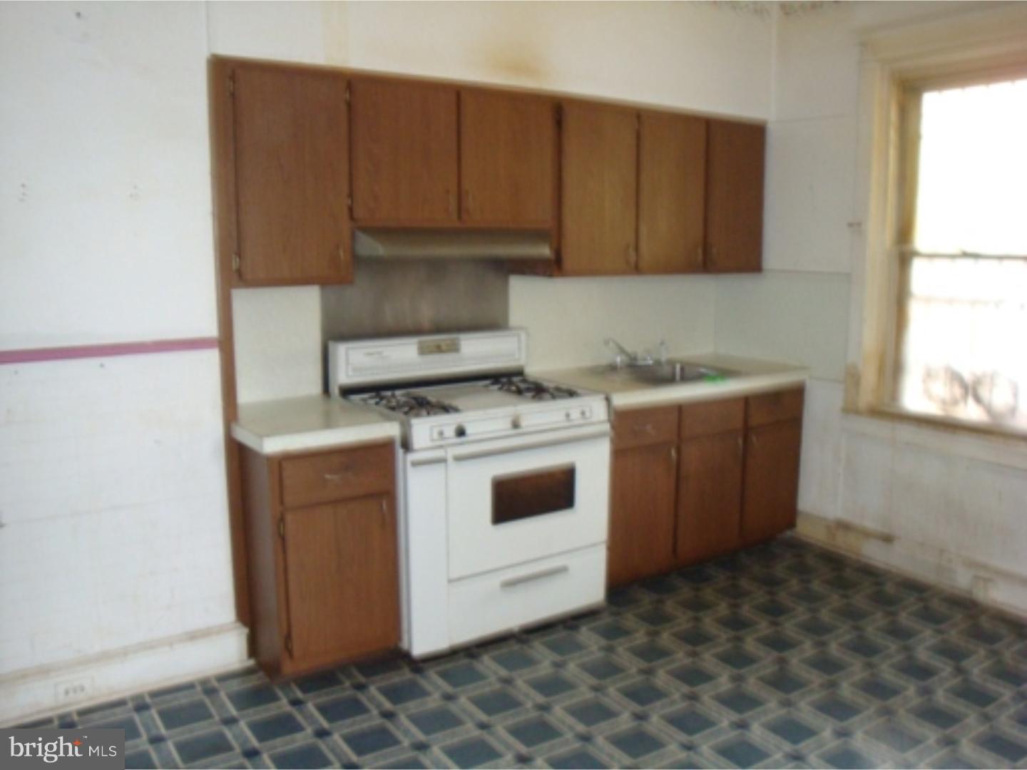 1834 Rhawn Street Philadelphia, PA 19111 - Photo 6 of 15 Gallery Image 6