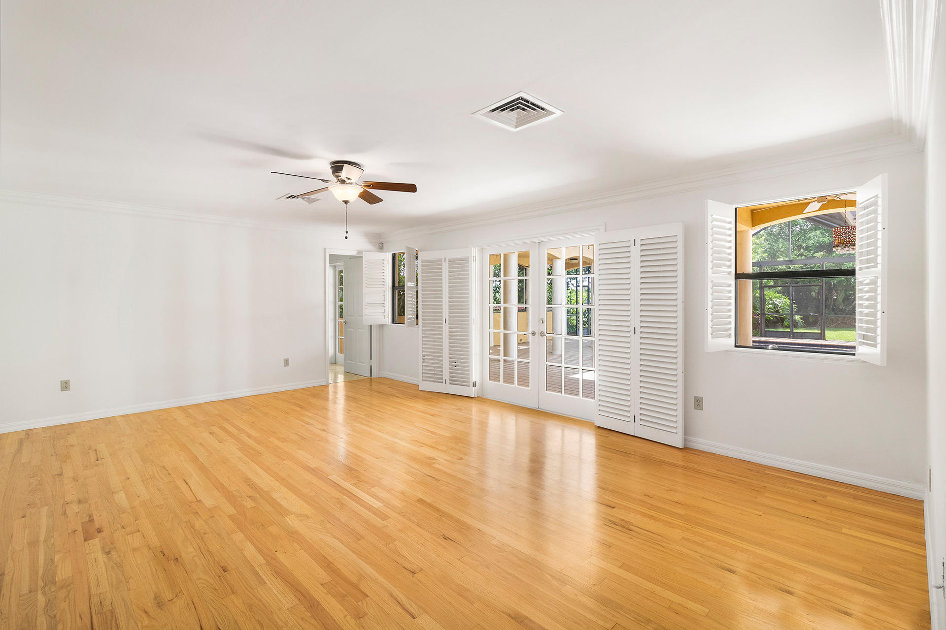 23281 Lago Mar Circle Boca Raton, FL 33433 - Photo 17 of 34 IMG_0809