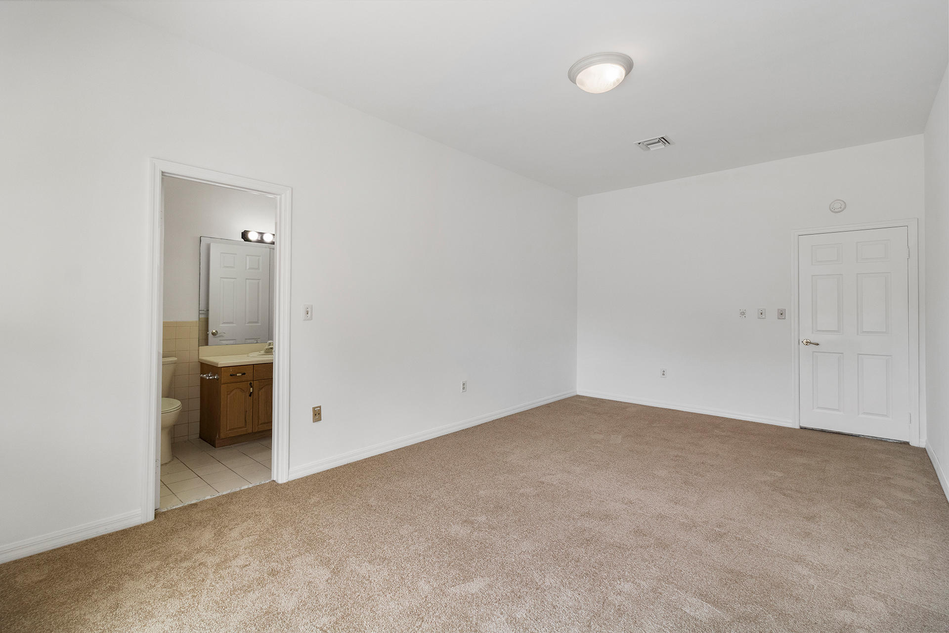 23281 Lago Mar Circle Boca Raton, FL 33433 - Photo 23 of 34 IMG_0857