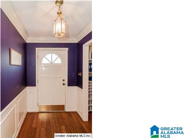 721 Valleyview Road Pelham, AL 35124 - Photo 3 of 27