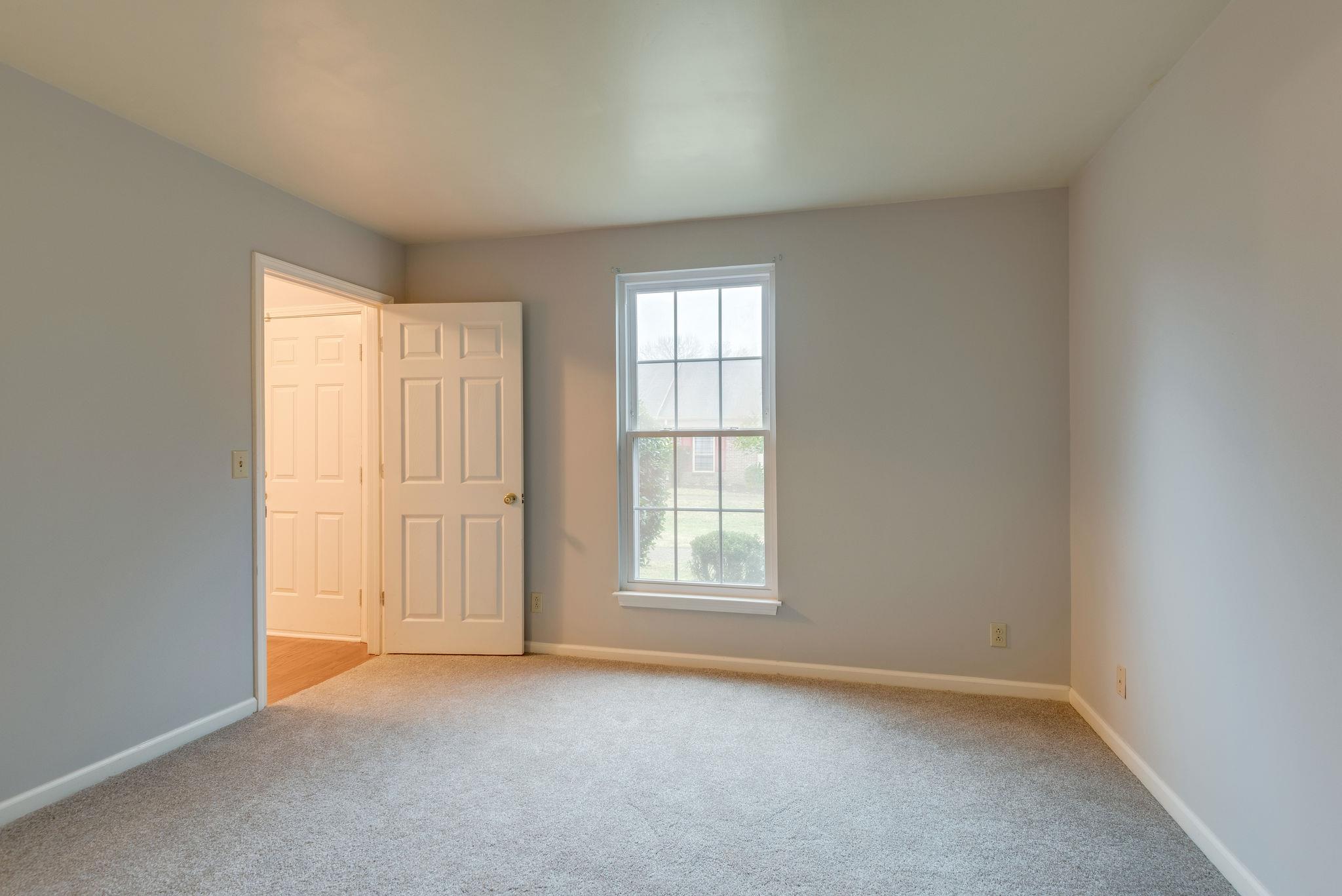 1012 General George Patton Road Nashville, TN 37221 - Photo 17 of 28 an empty room with windows