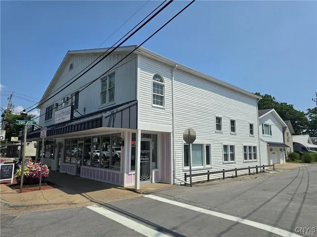 $2,500 | 1004 Main Street, Unit 3, Vienna, NY 13157