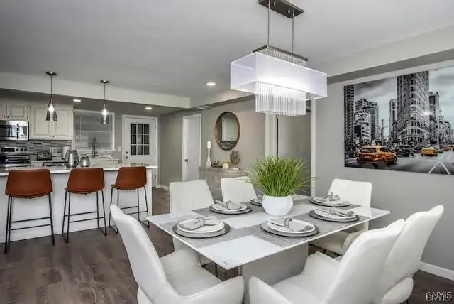 $2,500 | 1004 Main Street, Unit 3, Vienna, NY 13157