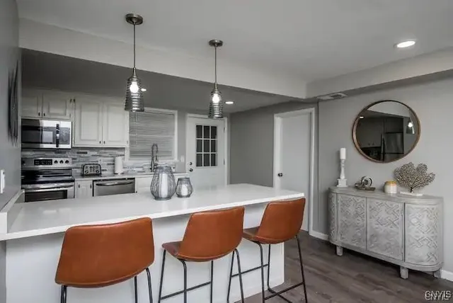 $2,500 | 1004 Main Street, Unit 3, Vienna, NY 13157