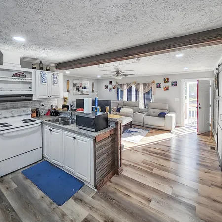 $230,000 | 1105 Peacock Street, Manning, SC 29102