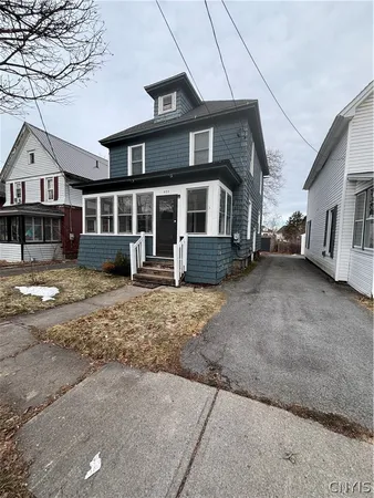 $1,800 | 428 South Meadow Street, Watertown, NY 13601