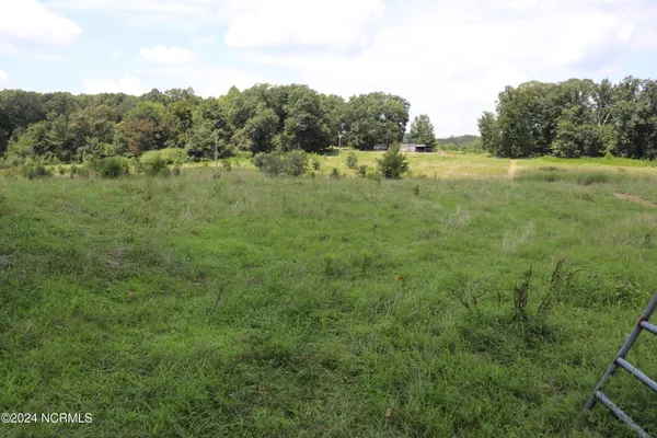 $300,000 | 165 Kmj Ranch Road, Troy, NC 27371