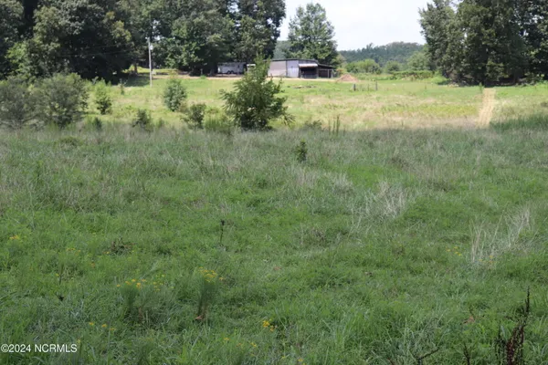 $300,000 | 165 Kmj Ranch Road, Troy, NC 27371