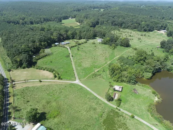 $300,000 | 165 Kmj Ranch Road, Troy, NC 27371