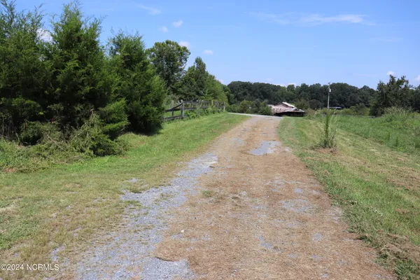 $300,000 | 165 Kmj Ranch Road, Troy, NC 27371