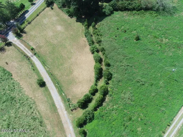 $300,000 | 165 Kmj Ranch Road, Troy, NC 27371