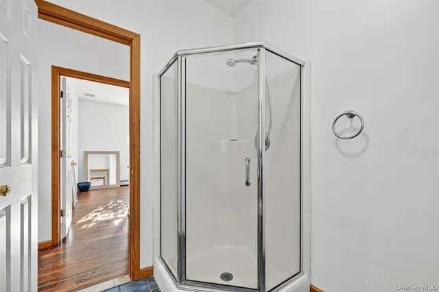 $899,000 | 8 Alloway Crescent, Highland Mills, NY 10930