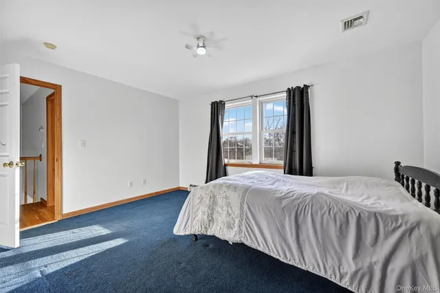 $899,000 | 8 Alloway Crescent, Highland Mills, NY 10930