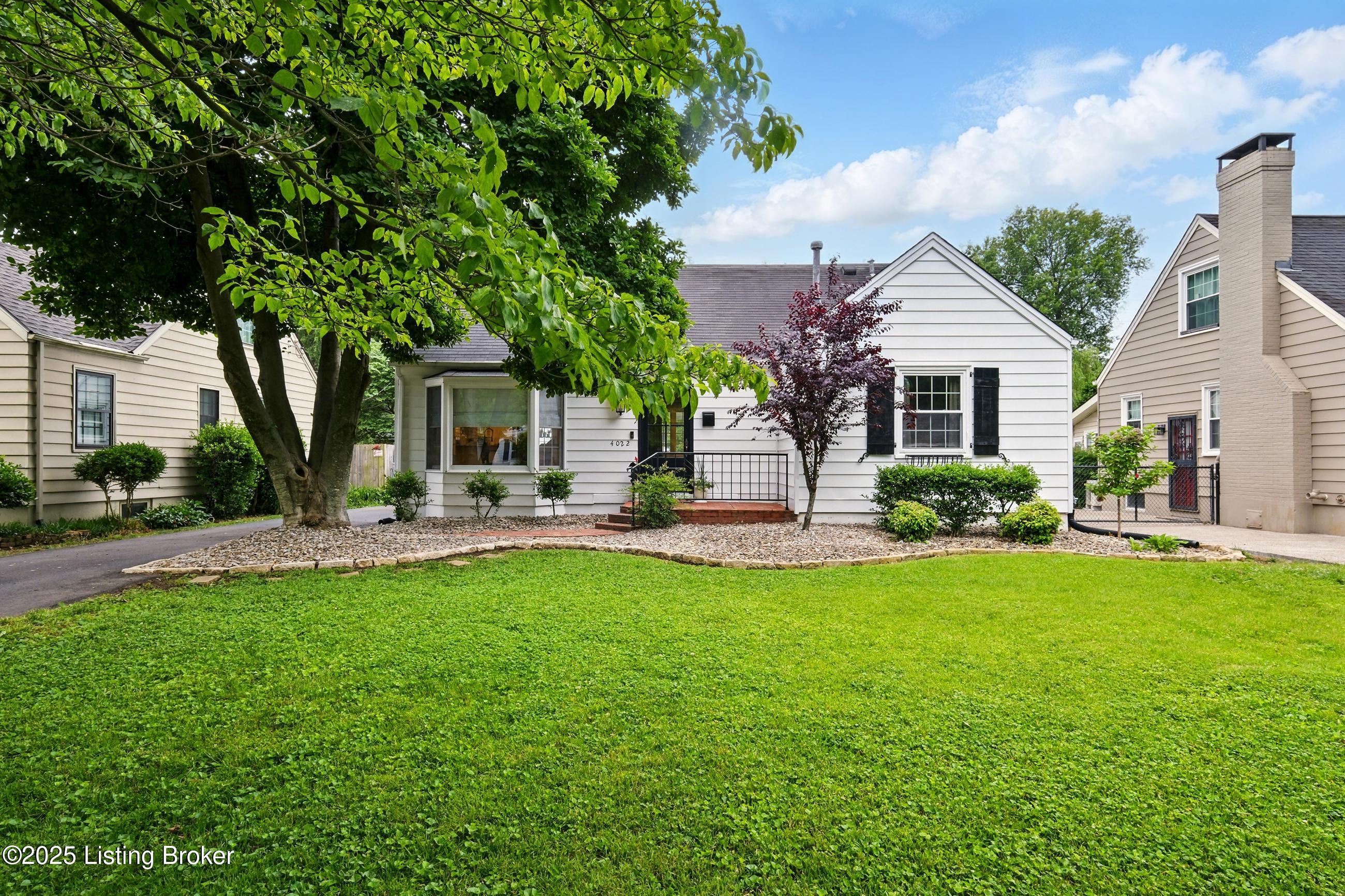 4022 Alton Road Louisville, KY 40207 - Photo 1 of 45 1_4022alton_louisvillerealestatemedia_00
