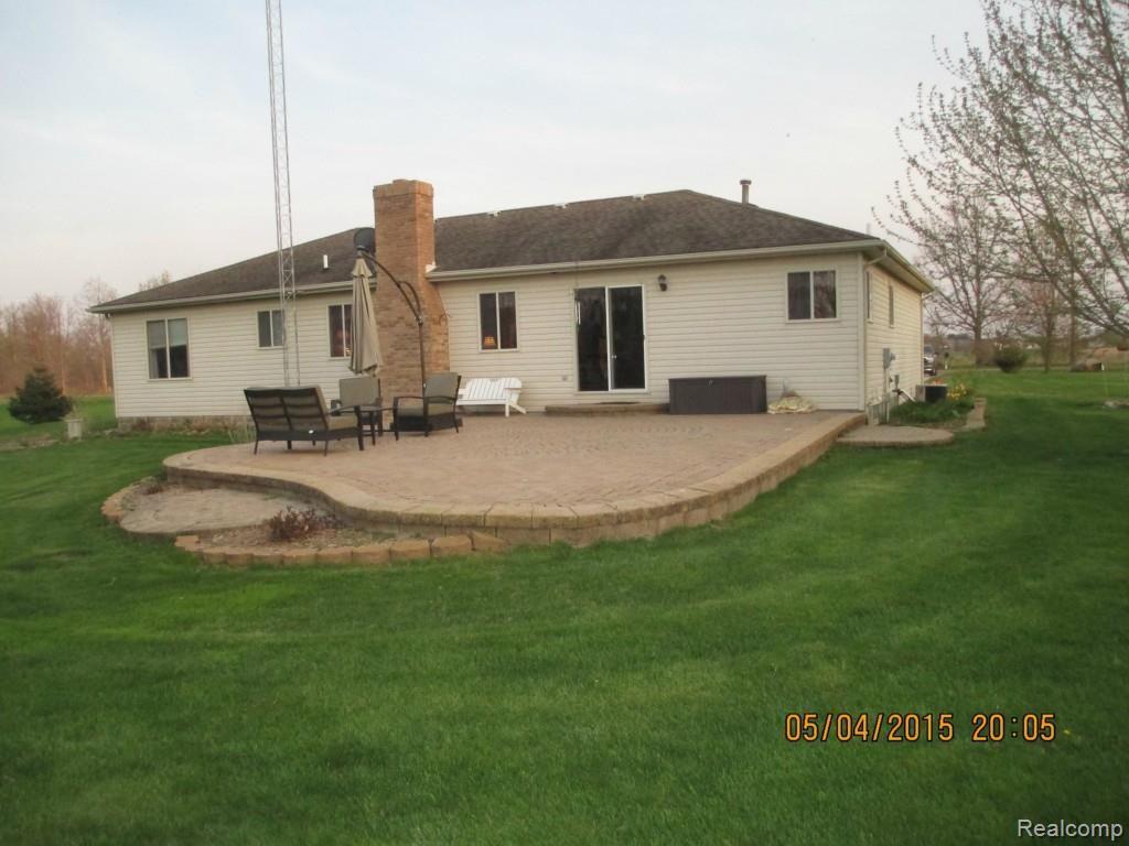 7587 Rider Road Imlay City, MI 48444 - Photo 9 of 34 031.jpg