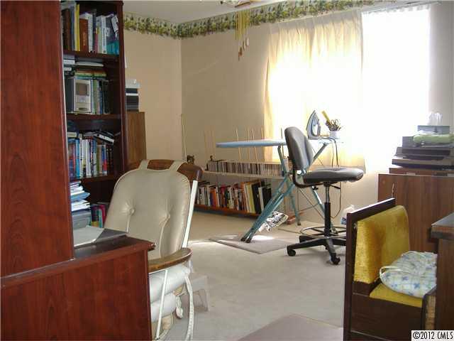 1130 Riddle Road Gastonia, NC 28056 - Photo 8 of 12 Gallery Image 8