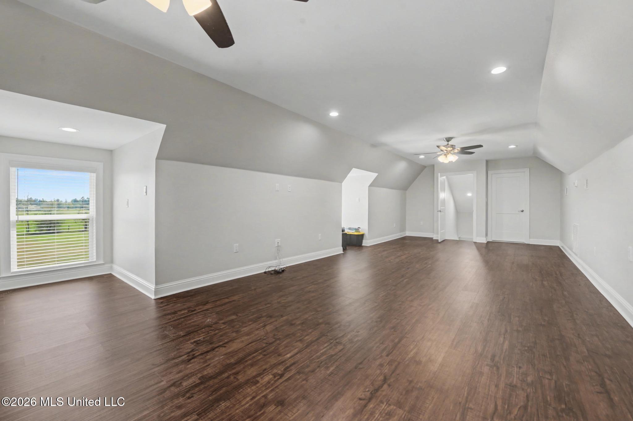 19900 State Line Road Moss Point, MS 39562 - Photo 33 of 48 033