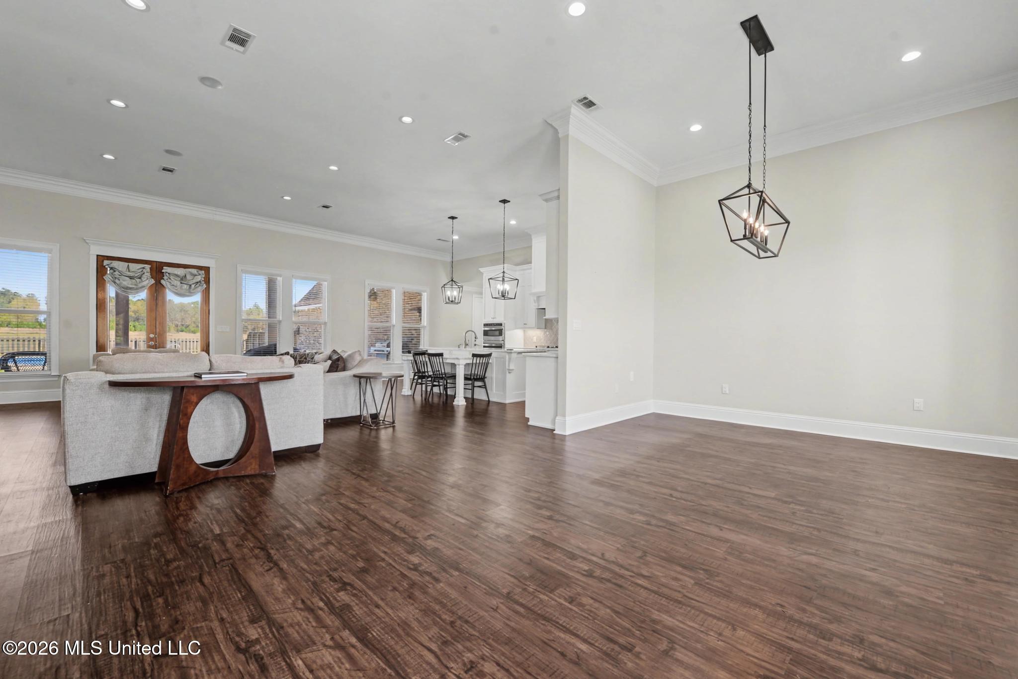 19900 State Line Road Moss Point, MS 39562 - Photo 5 of 48 005