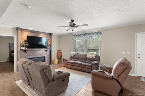 $155,000 | 157 Clyde Olivers Lane, Lake Charles, LA 70607