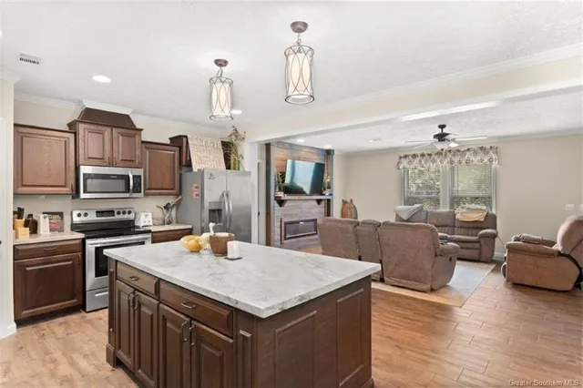 $160,000 | 157 Clyde Olivers Lane, Lake Charles, LA 70607