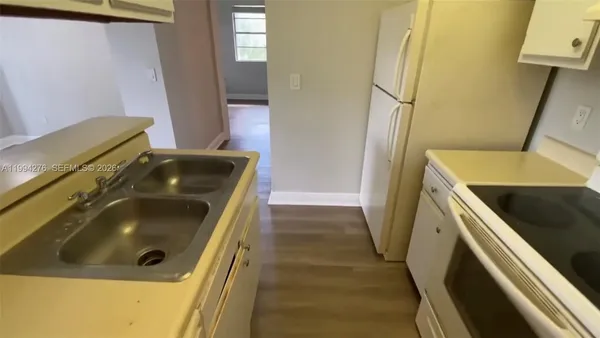 $1,700 | 1261 Southwest 46th Avenue, Unit 2016, Pompano Beach, FL 33069