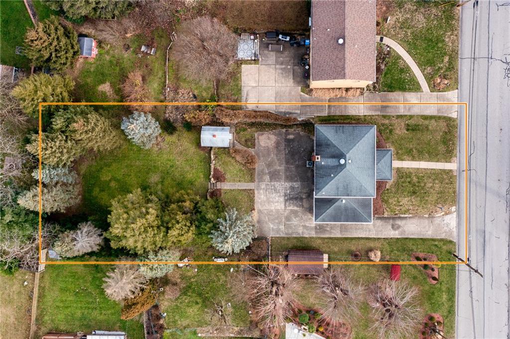 124 Rose Leaf Road Pittsburgh, PA 15220 - Photo 23 of 25 Gallery Image 23