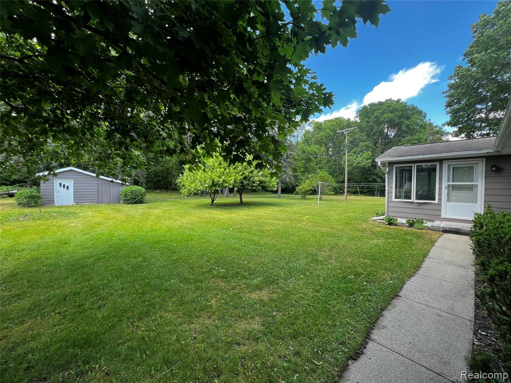 2234 West Caro Road Caro, MI 48723 - Photo 13 of 15