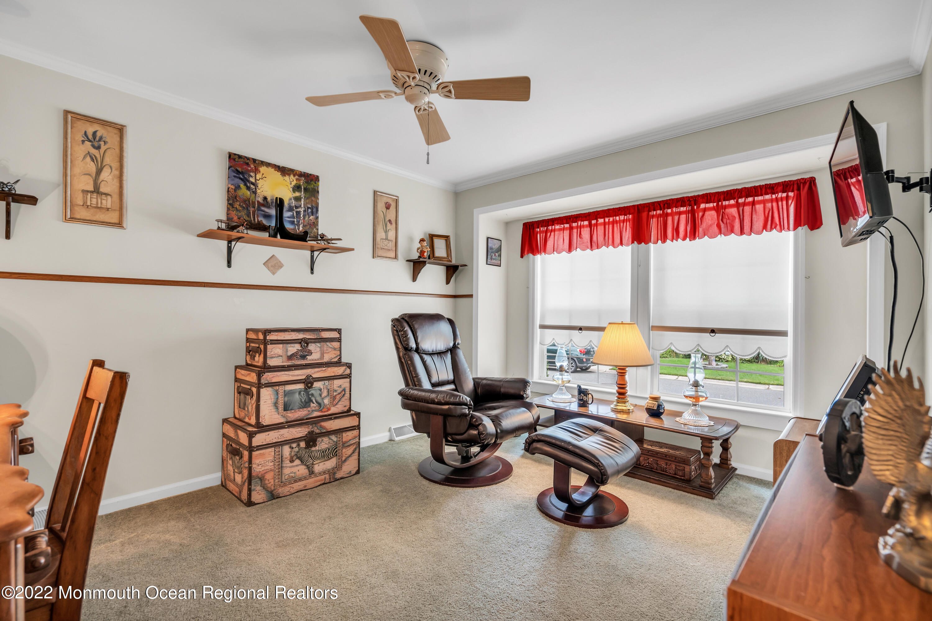 905 Oak Ridge Terrace Whiting, NJ 08759 - Photo 11 of 16 026_dsc09772