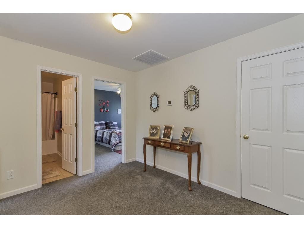 1223 Maple Burlington, NC 27217 - Photo 13 of 24