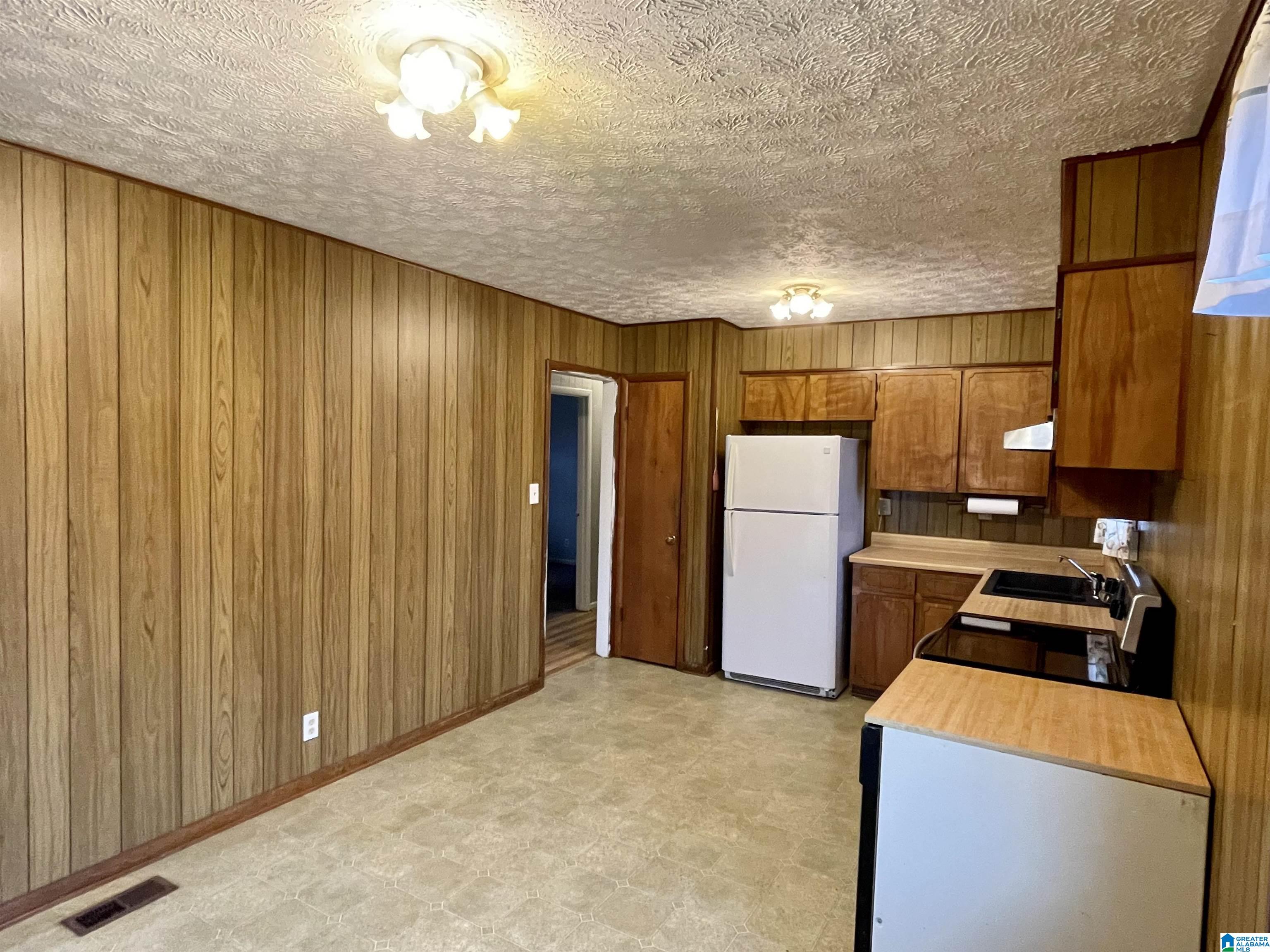 905 County Line Road Oxford, AL 36203 - Photo 7 of 21