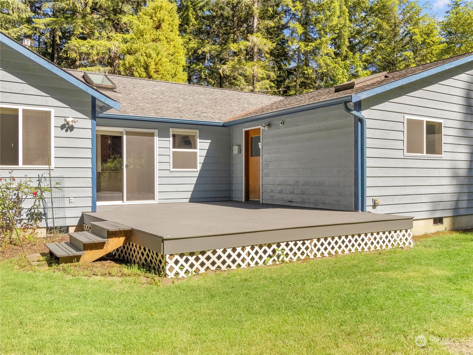 7803 Fairview Road Southwest Olympia, WA 98512 - Photo 33 of 40 Gallery Image 33